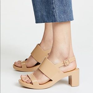 Melissa classy chunky heel sandal